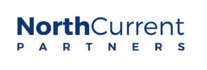 A green background with blue letters that say " healthcurrents partners ".